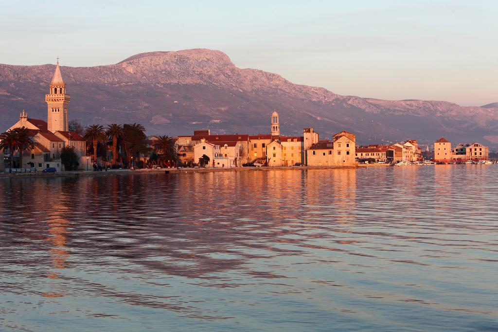 Apartments Villa Karlo Kastela Exterior photo